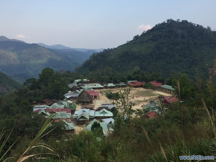 Sợ tai nạn dịp Tết, người vùng cao Quảng Nam đem chìa khóa xe máy nhờ... già làng, công an giữ giúp - Ảnh 2.